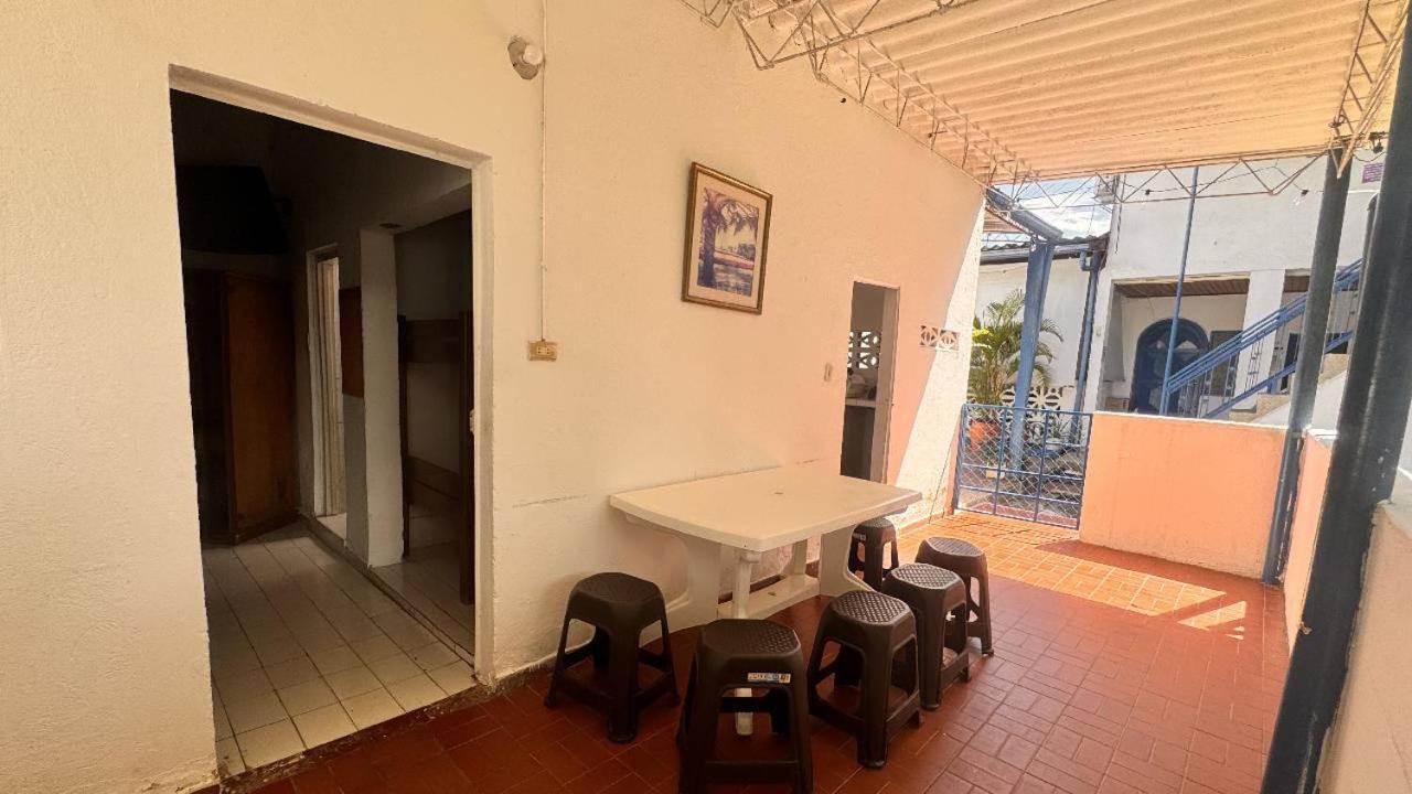 Villa Katherine Melgar Exteriér fotografie